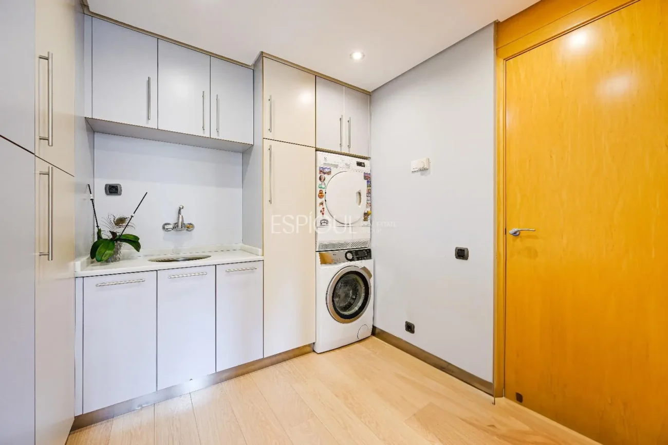 Casa adossada en venda al Parc Central