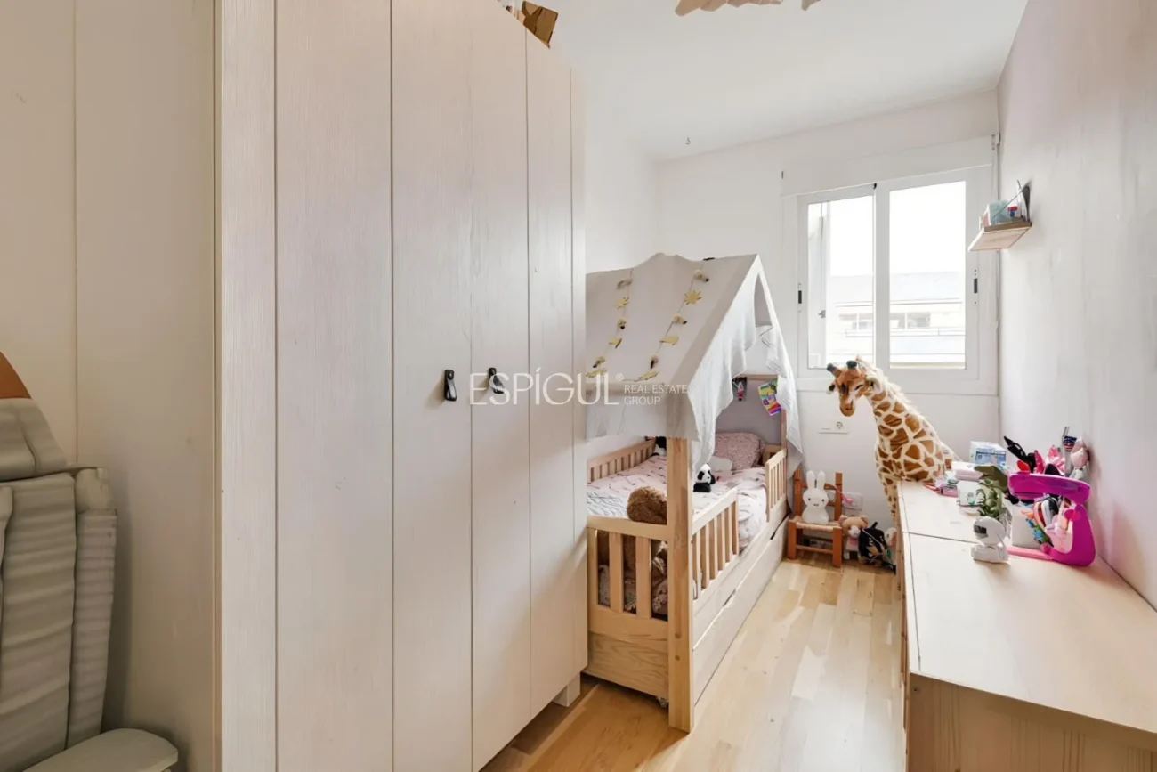 Casa adossada reformada en venda a Sant Domènec