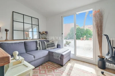 Casa adossada reformada en venda a Sant Domènec