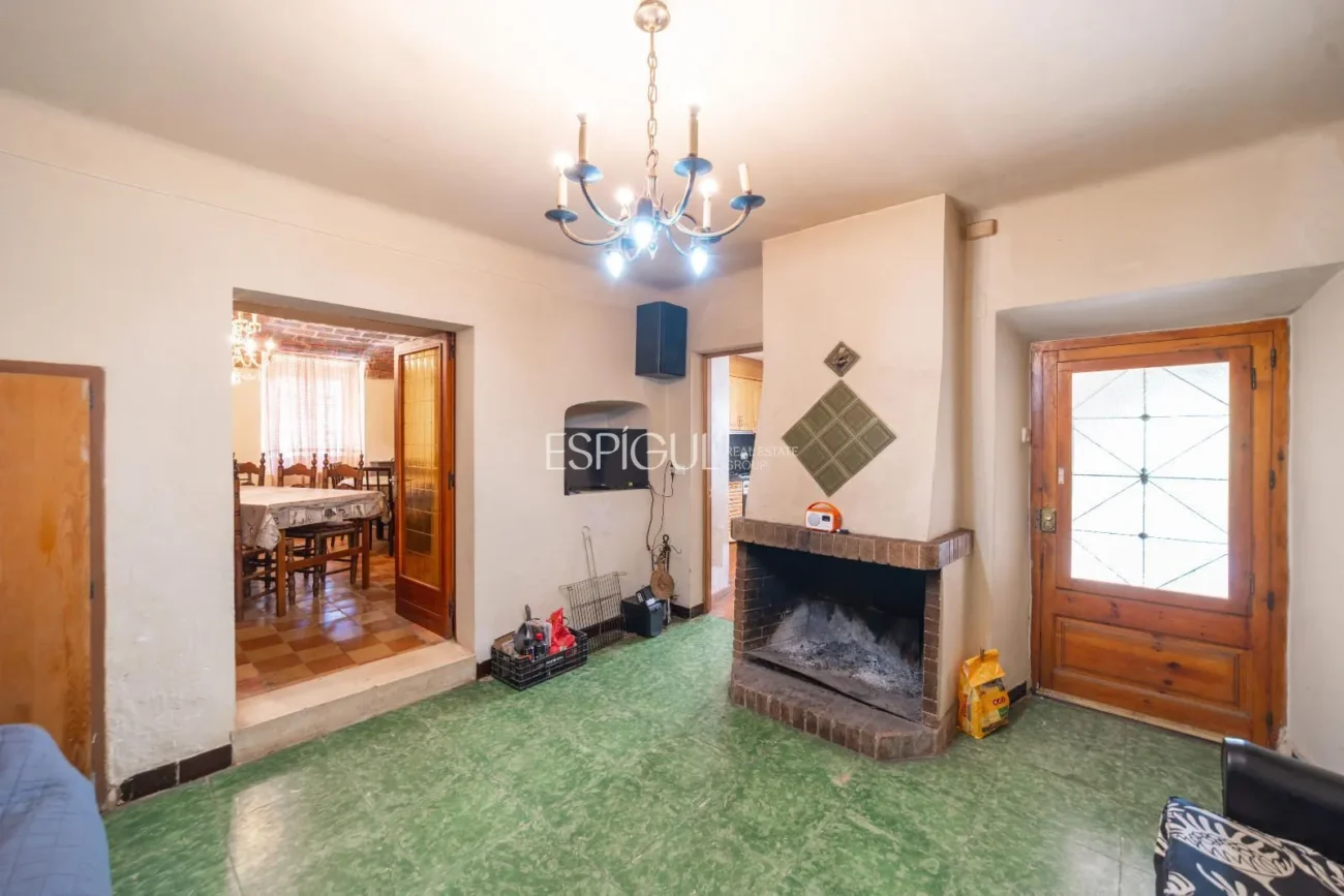 Casa amb jardí al barri de Sant Daniel de Girona