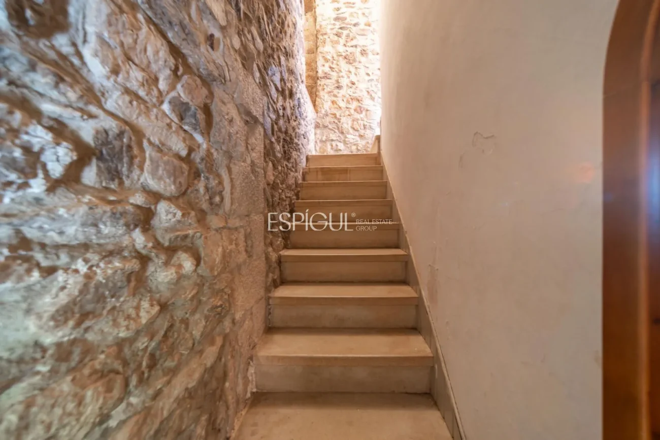 Casa amb jardí al barri de Sant Daniel de Girona