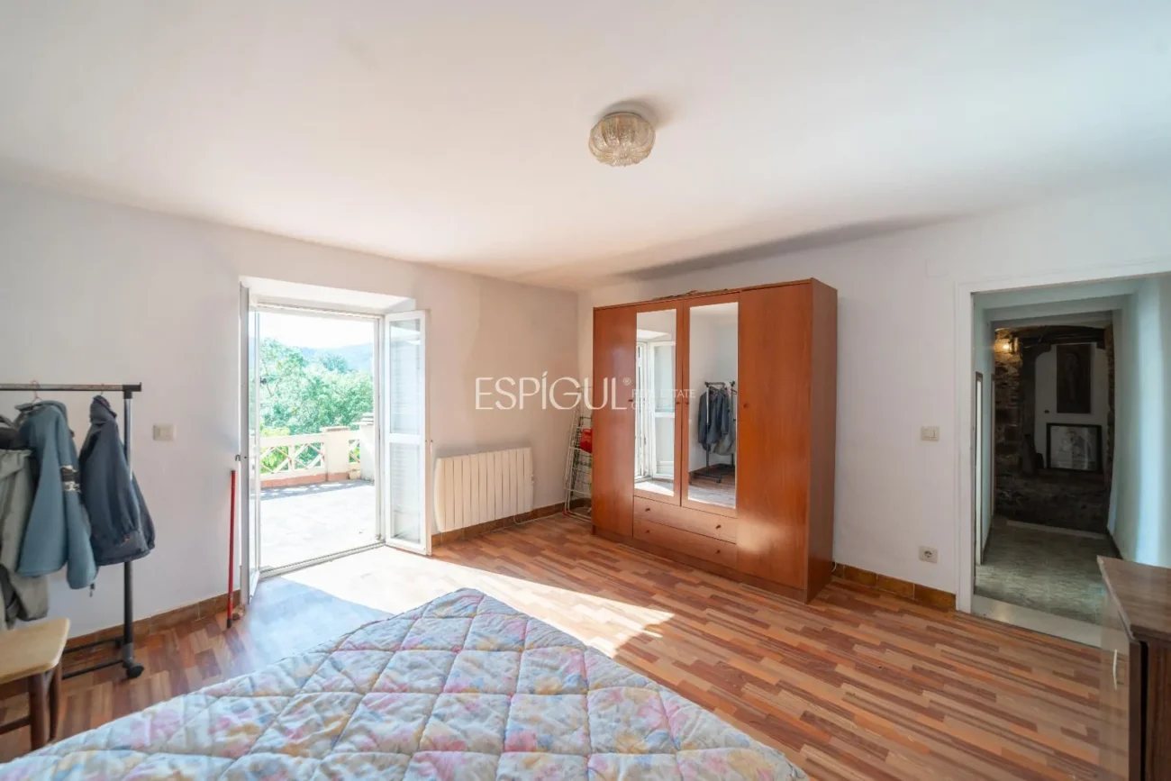 Casa amb jardí al barri de Sant Daniel de Girona