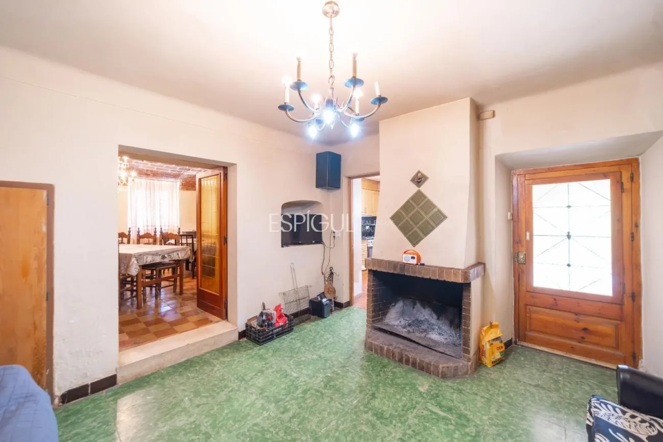 Casa amb jardí al barri de Sant Daniel de Girona