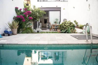 Maison avec piscine et place de parking au centre de Mataró