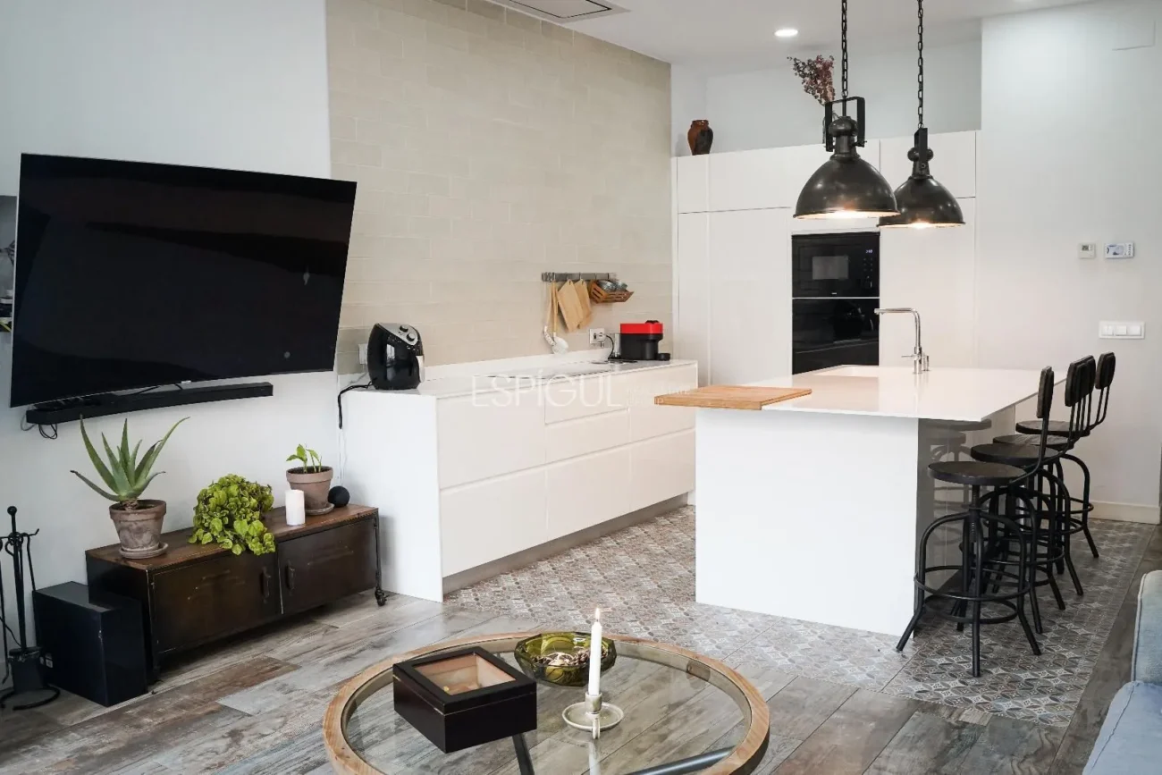 Maison avec piscine et place de parking au centre de Mataró