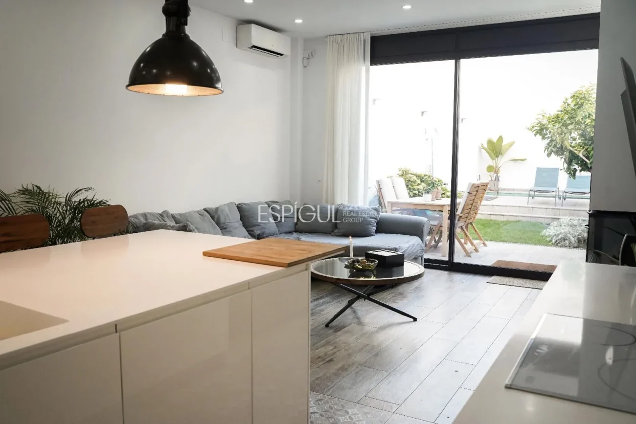 Maison avec piscine et place de parking au centre de Mataró