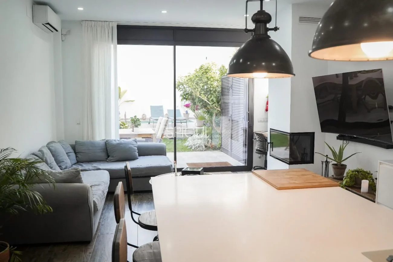 Maison avec piscine et place de parking au centre de Mataró