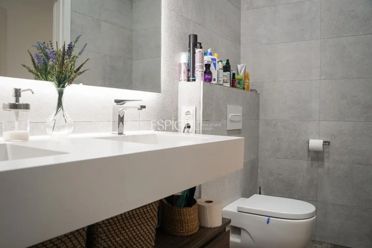 Maison avec piscine et place de parking au centre de Mataró