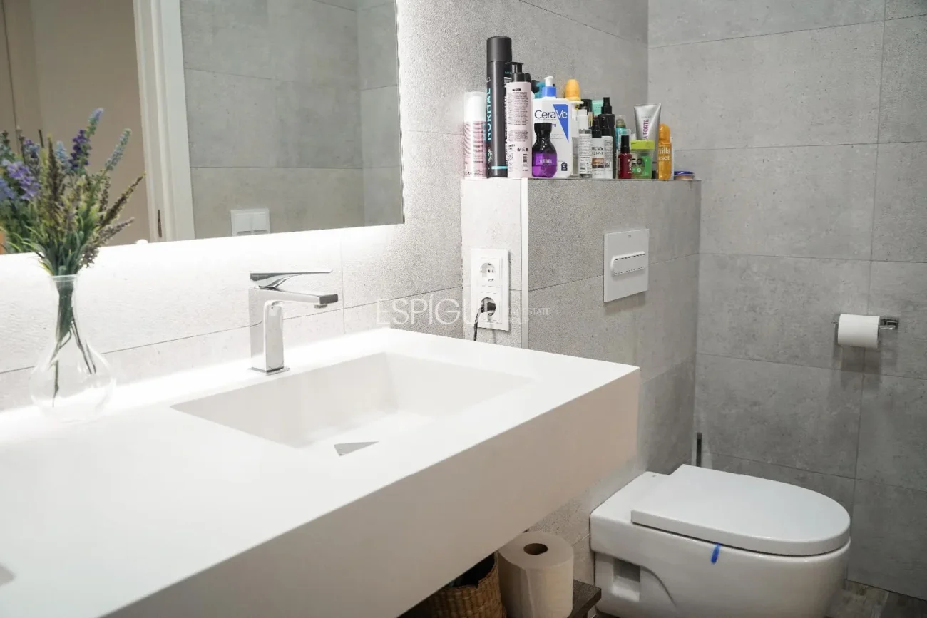 Maison avec piscine et place de parking au centre de Mataró