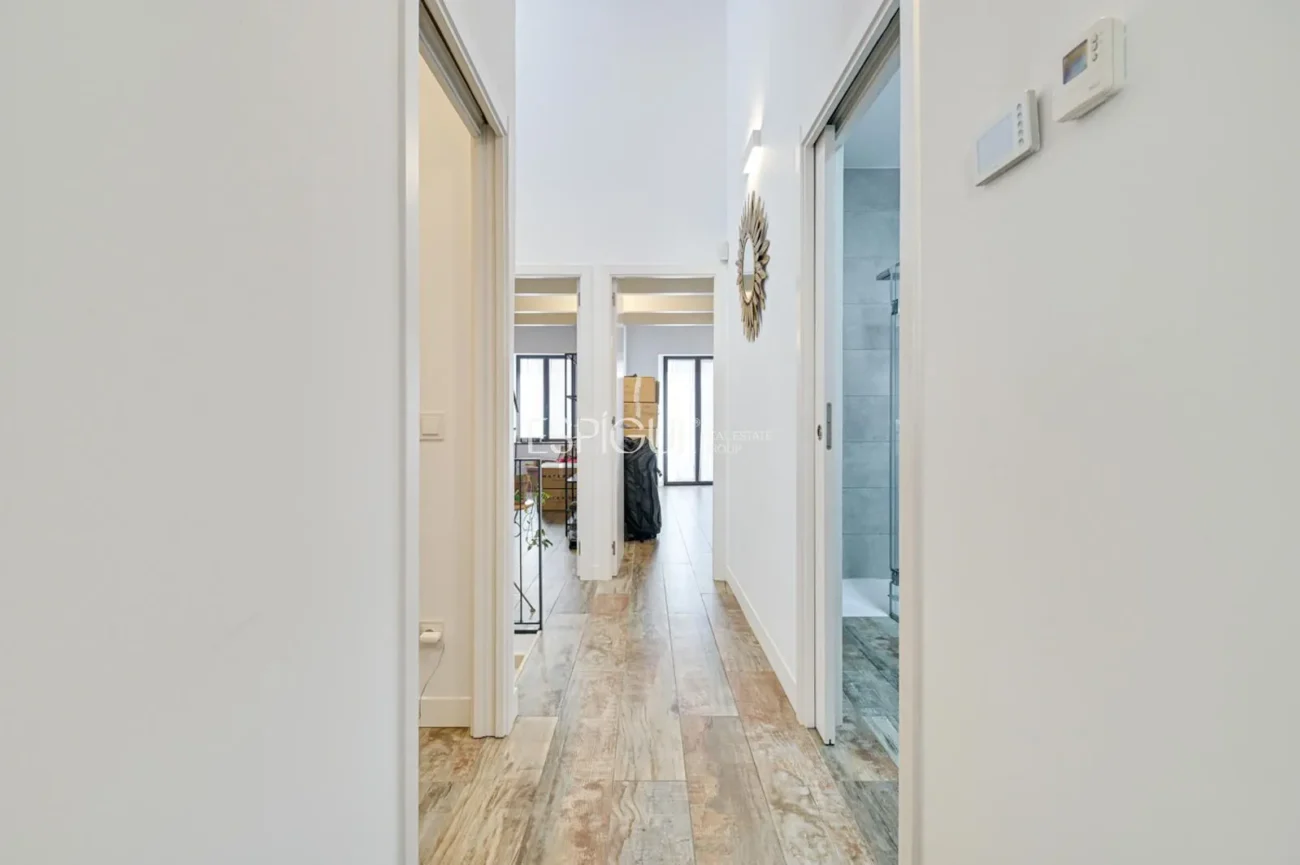 Casa amb piscina i plaça d’aparcament al centre de Mataró