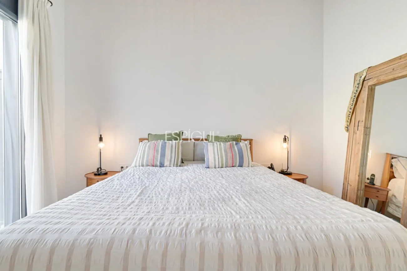 Casa amb piscina i plaça d’aparcament al centre de Mataró