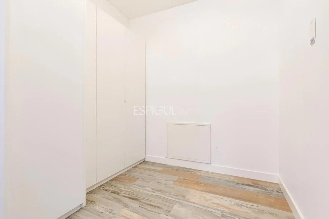 Casa amb piscina i plaça d’aparcament al centre de Mataró