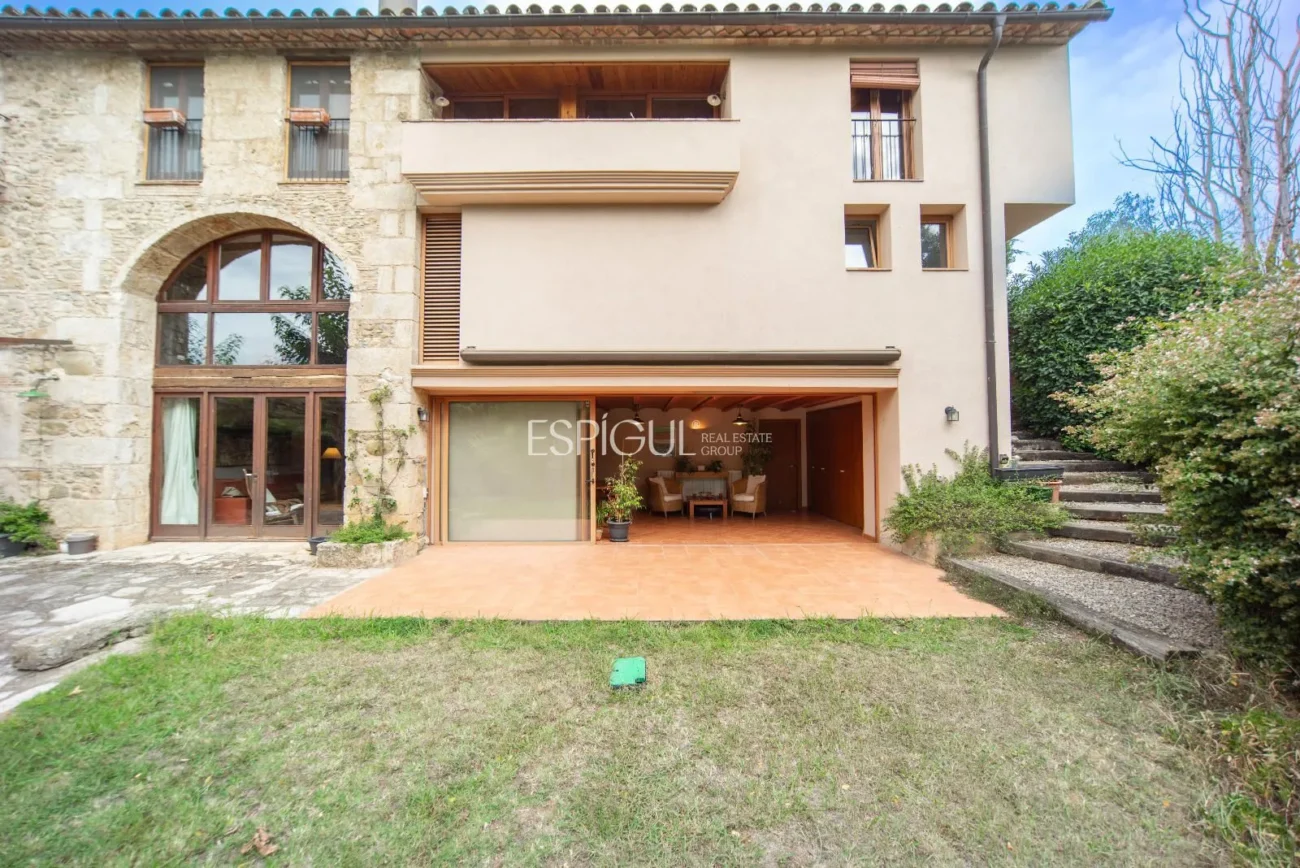 Casa de pueblo en Palol de Revardit