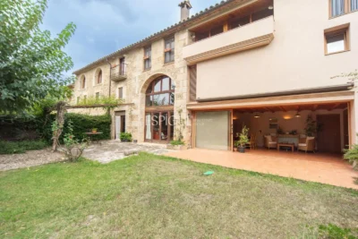 Casa de pueblo en Palol de Revardit