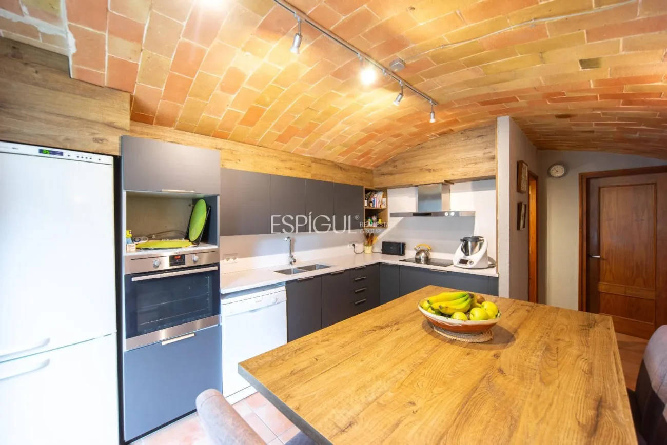 Casa de pueblo en Palol de Revardit