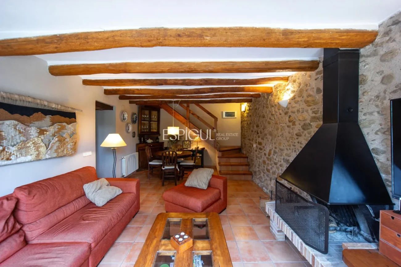 Casa de pueblo en Palol de Revardit