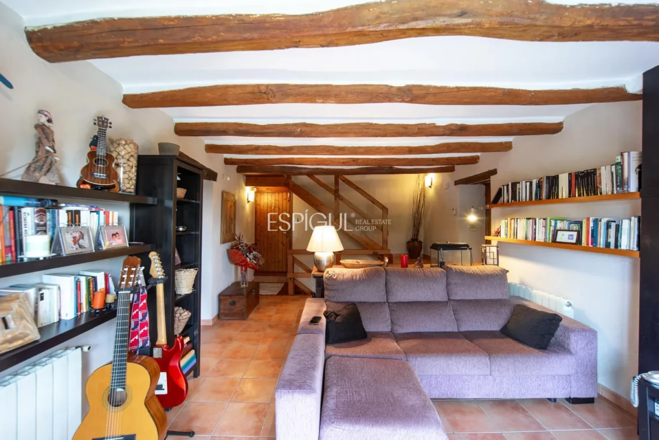 Casa de pueblo en Palol de Revardit