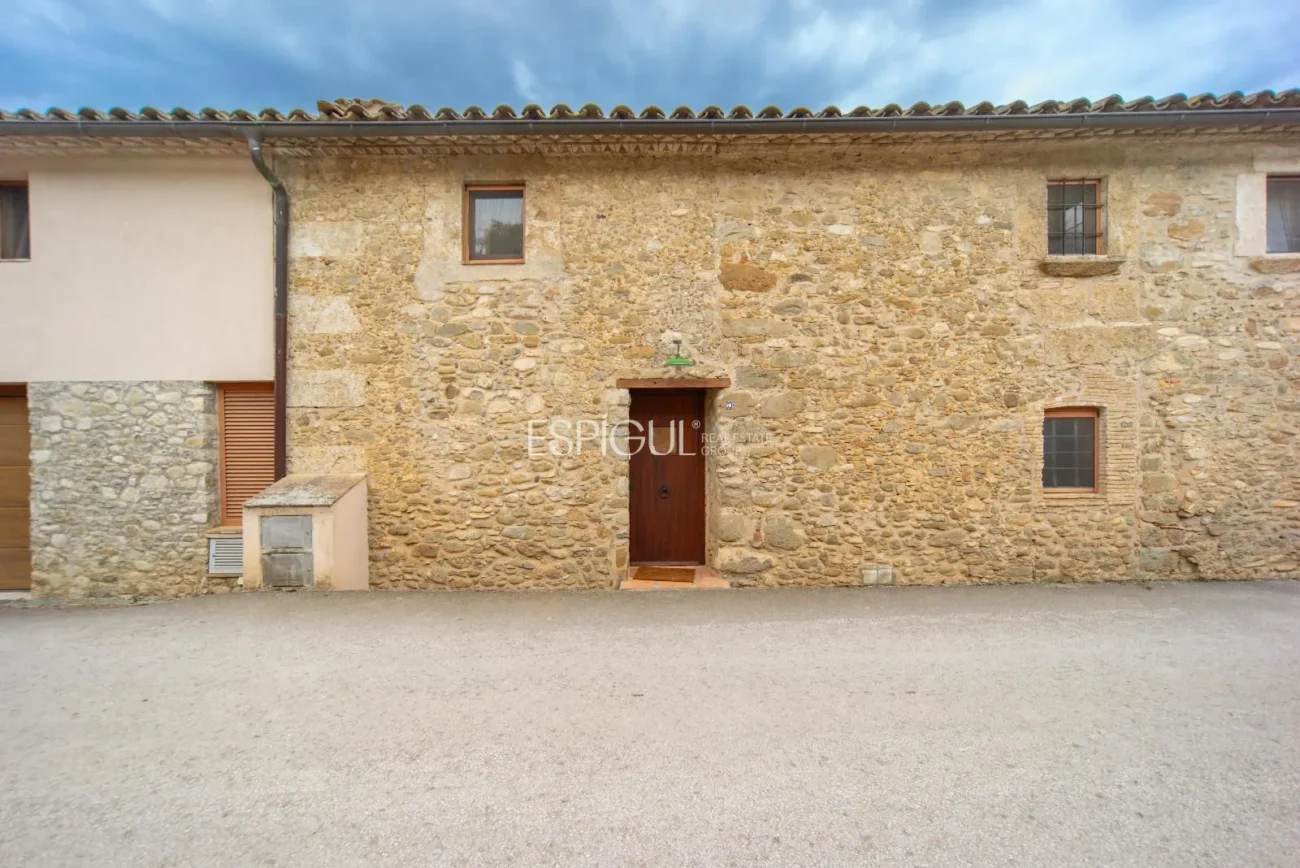 Casa de pueblo en Palol de Revardit