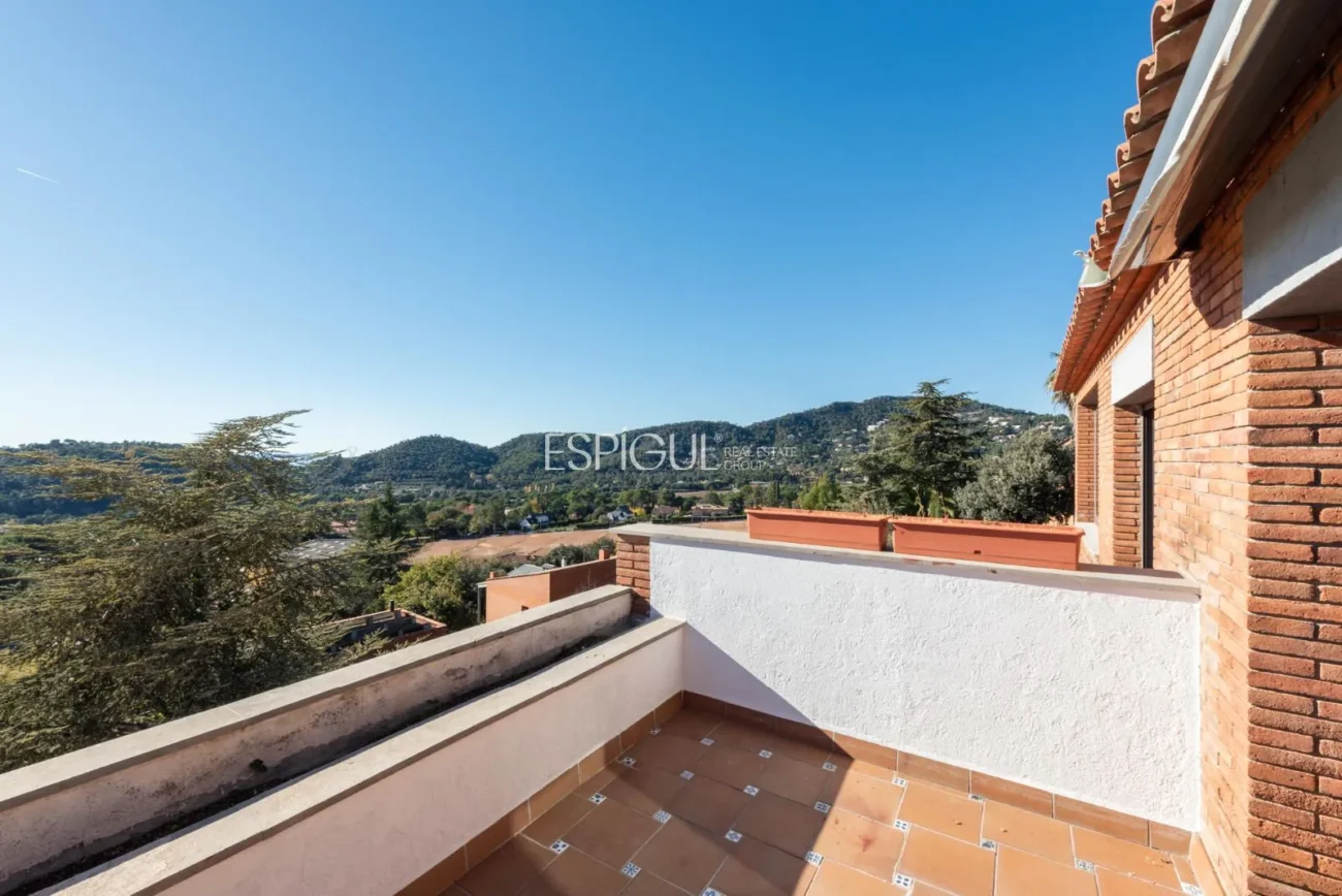 Maison à vendre avec vue panoramique à Cavall Bernat, Matadepera
