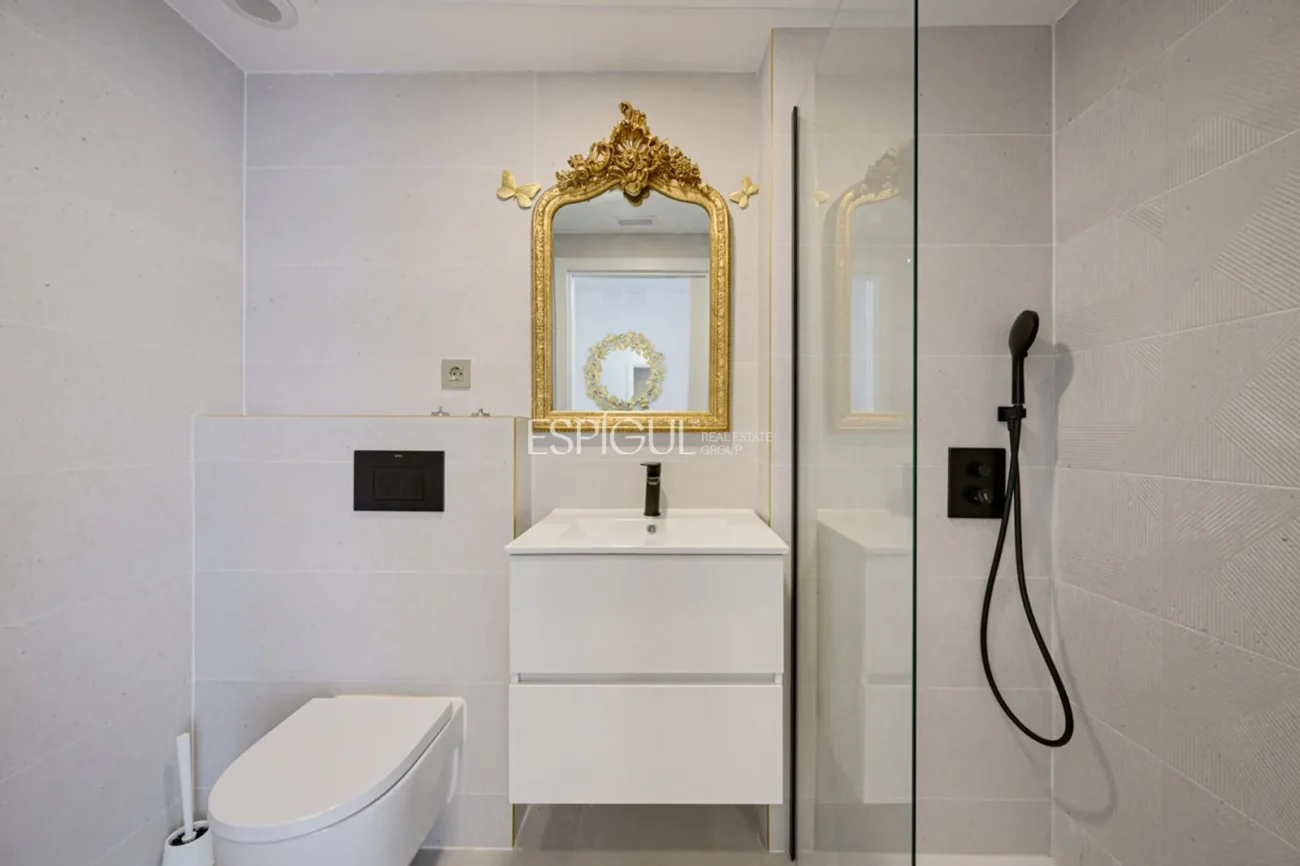 Casa pareada de obra nueva con vistas al mar en Montgat