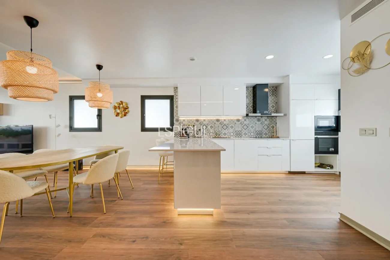 Casa pareada de obra nueva con vistas al mar en Montgat