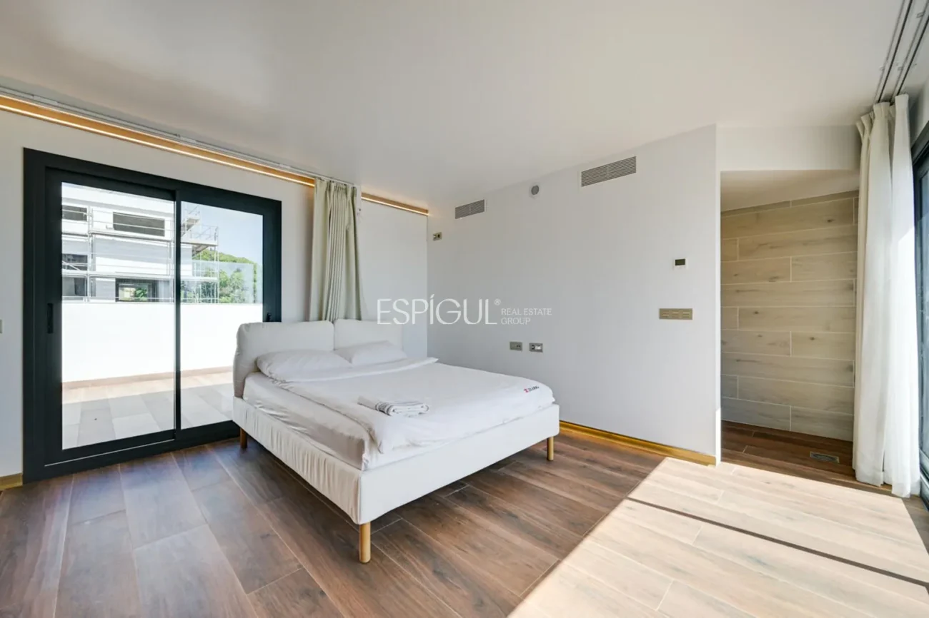 Casa pareada de obra nueva con vistas al mar en Montgat