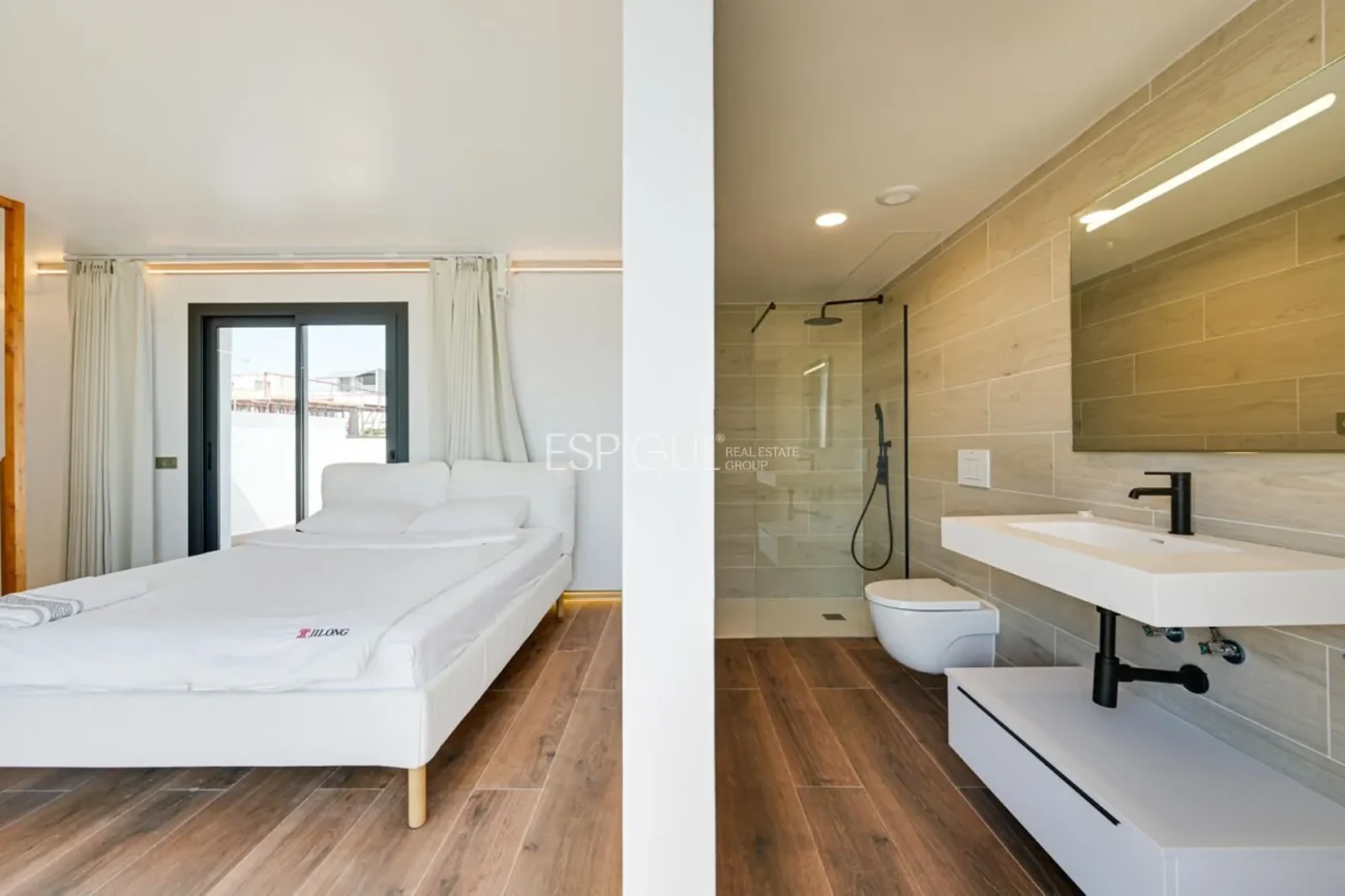 Casa pareada de obra nueva con vistas al mar en Montgat