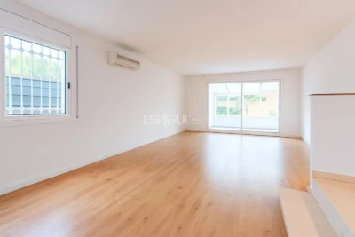 Casa pareada en venta en Arxiu al lado estación