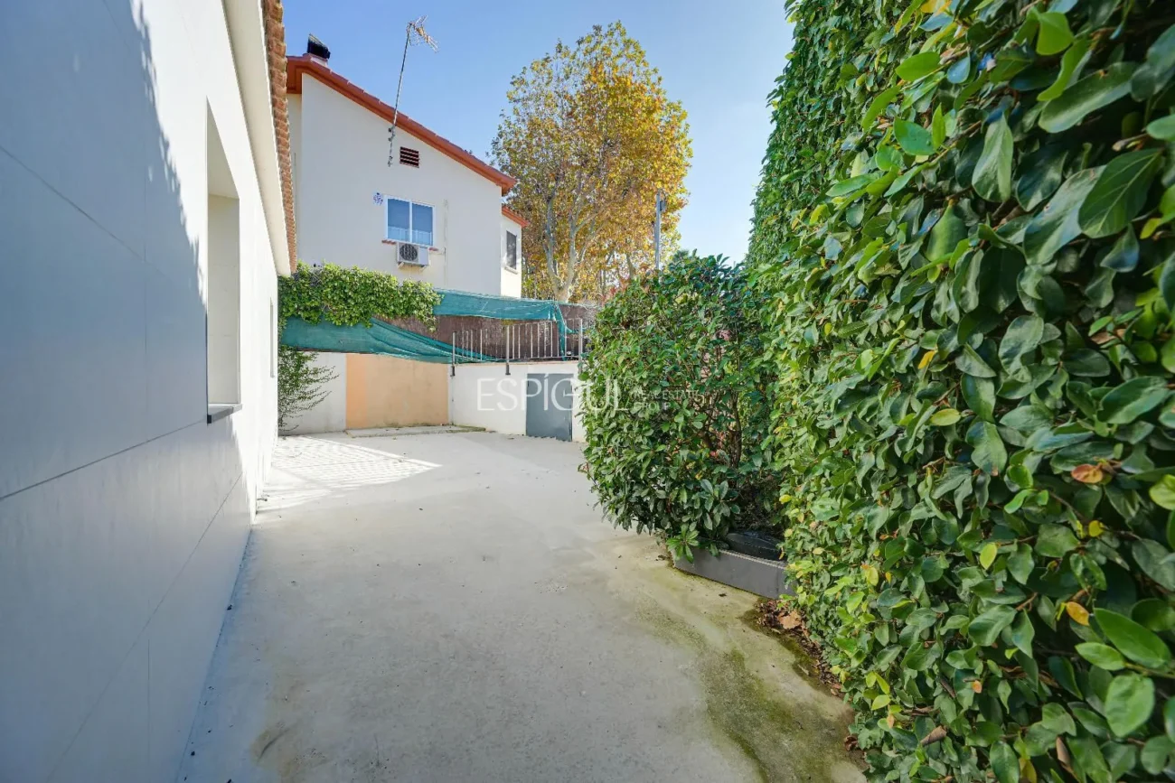 Casa unifamiliar con piscina en Mirasol, Sant Cugat del Vallès
