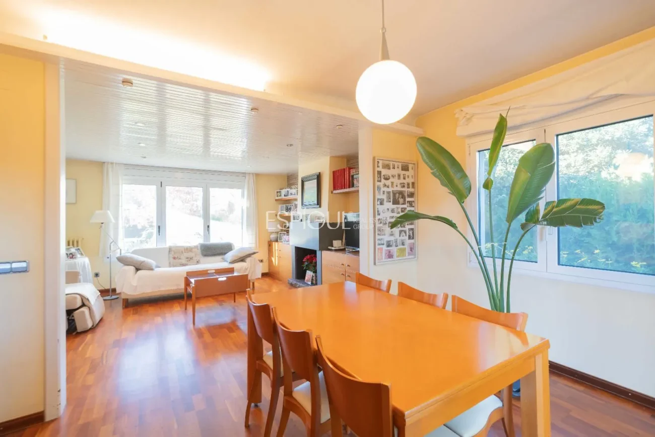 Casa Unifamiliar de 339 m² en Zona Tranquila de Banyoles