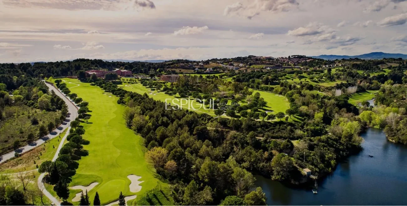 Casa unifamiliar d’obra nova en venda a Golf Barcelona