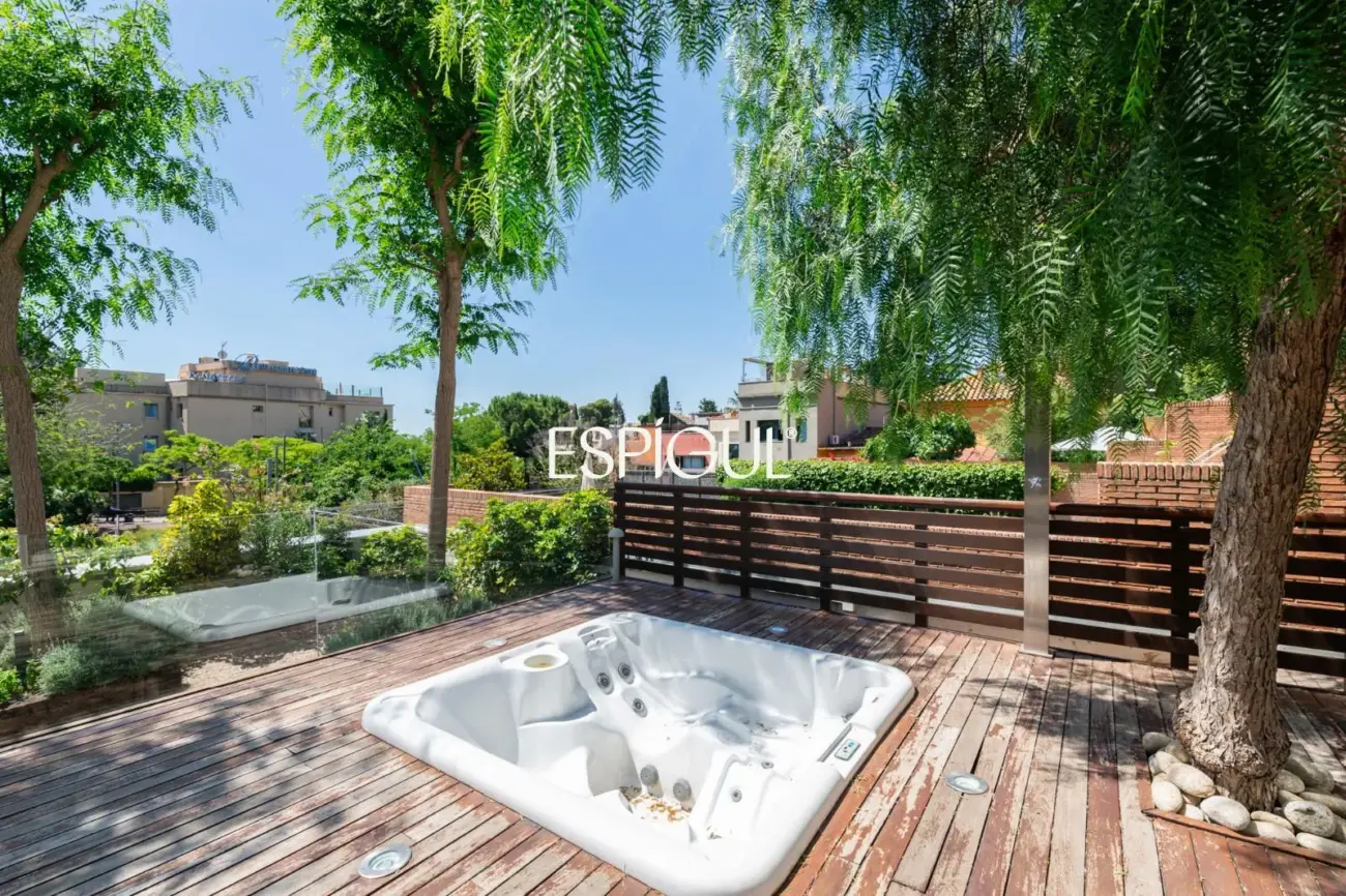 Chalet en venta en La Bonanova