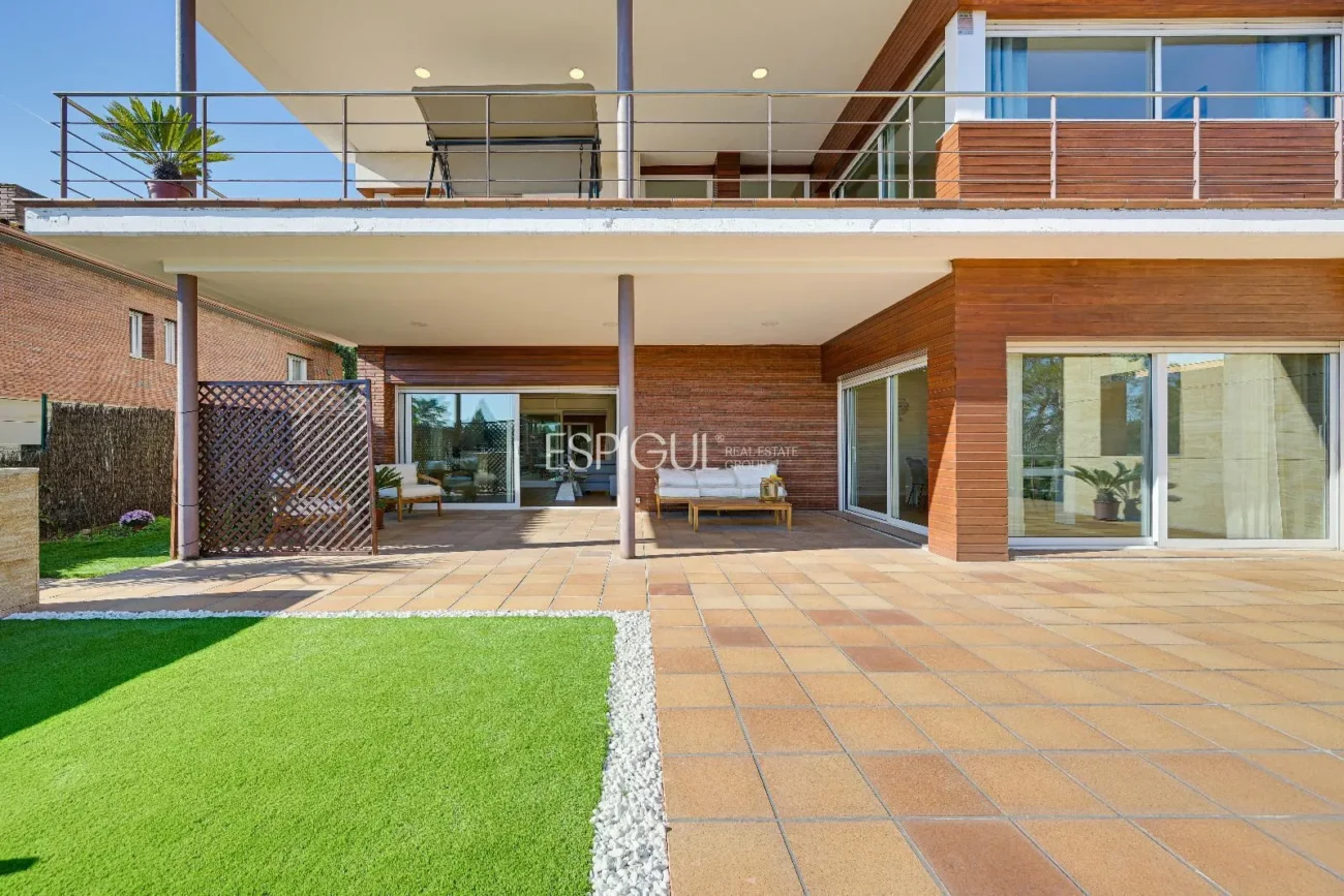 Chalet independiente con piscina en Valldoreix