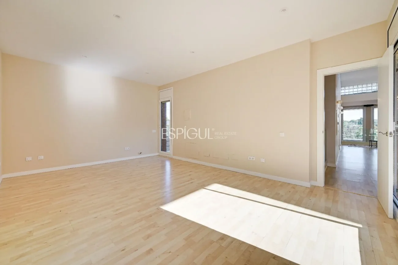 Chalet independiente con piscina en Valldoreix