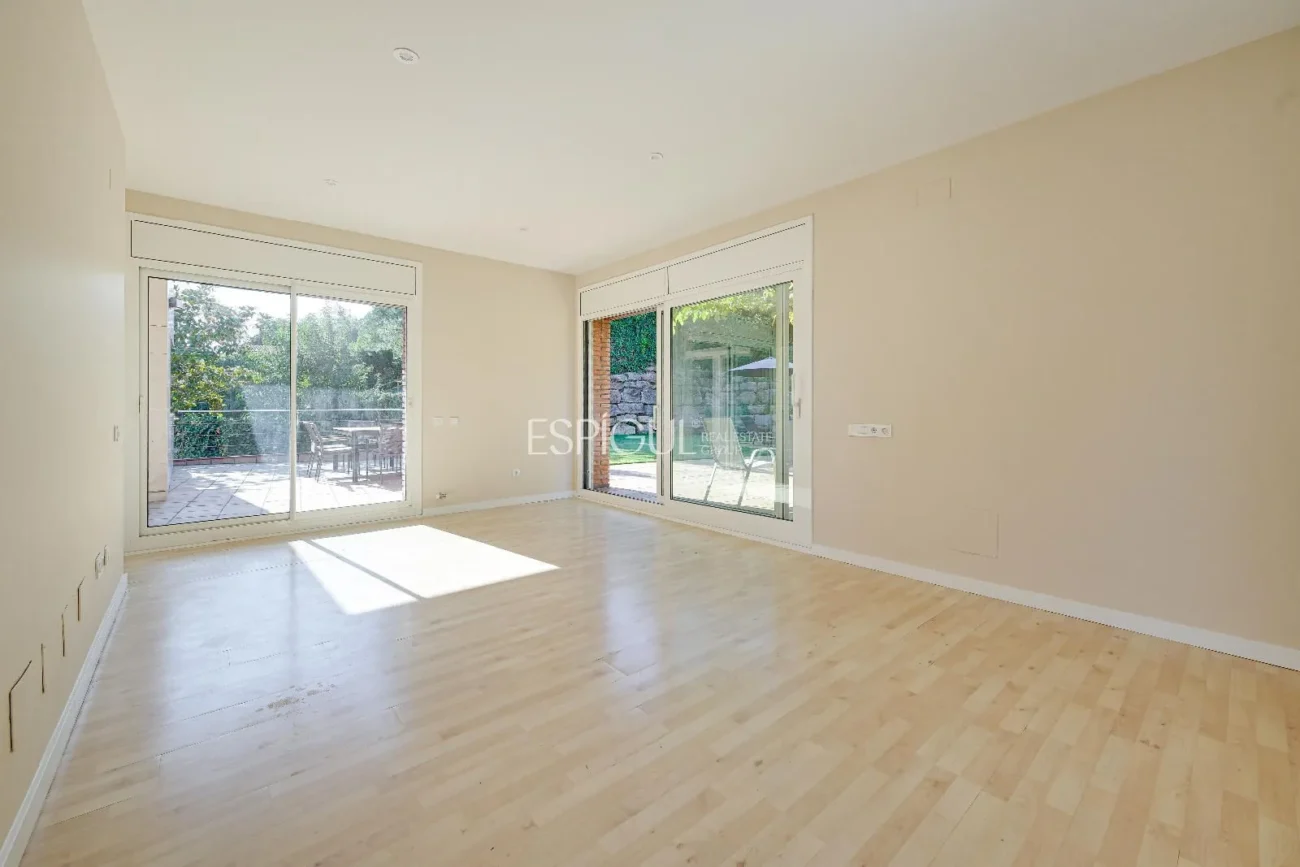 Chalet independiente con piscina en Valldoreix