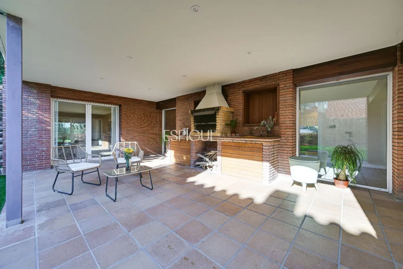 Chalet independiente con piscina en Valldoreix