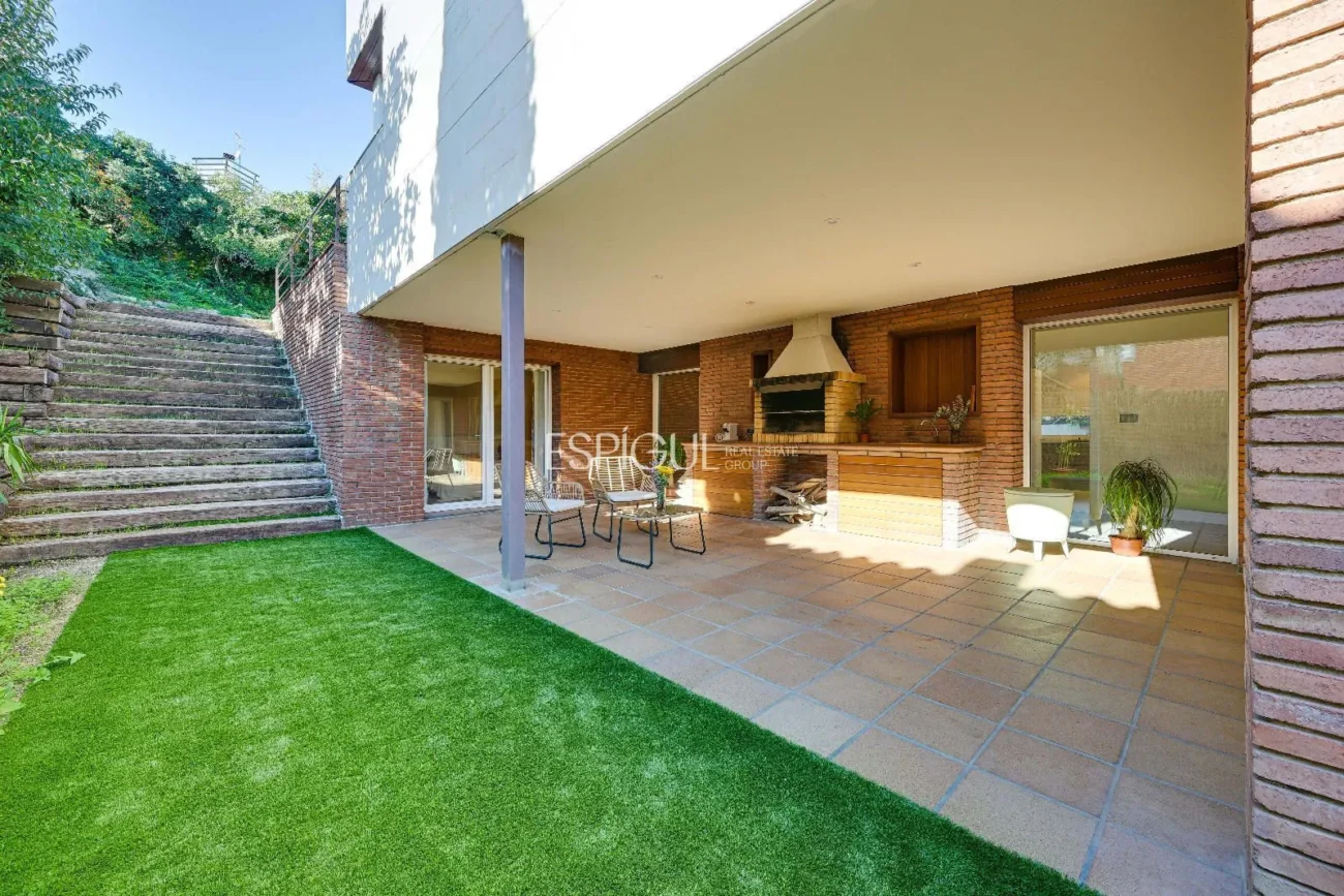 Chalet independiente con piscina en Valldoreix