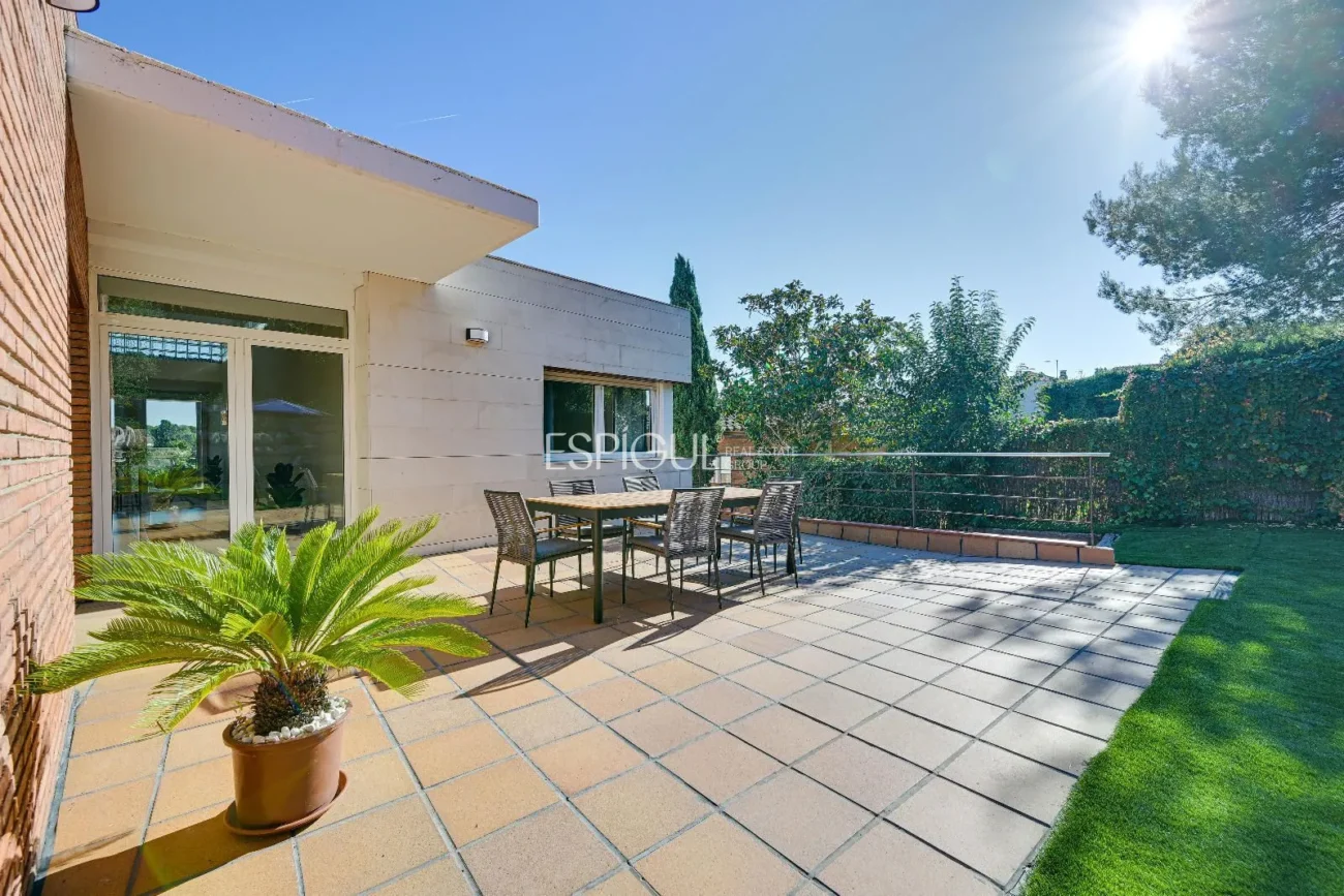 Chalet independiente con piscina en Valldoreix