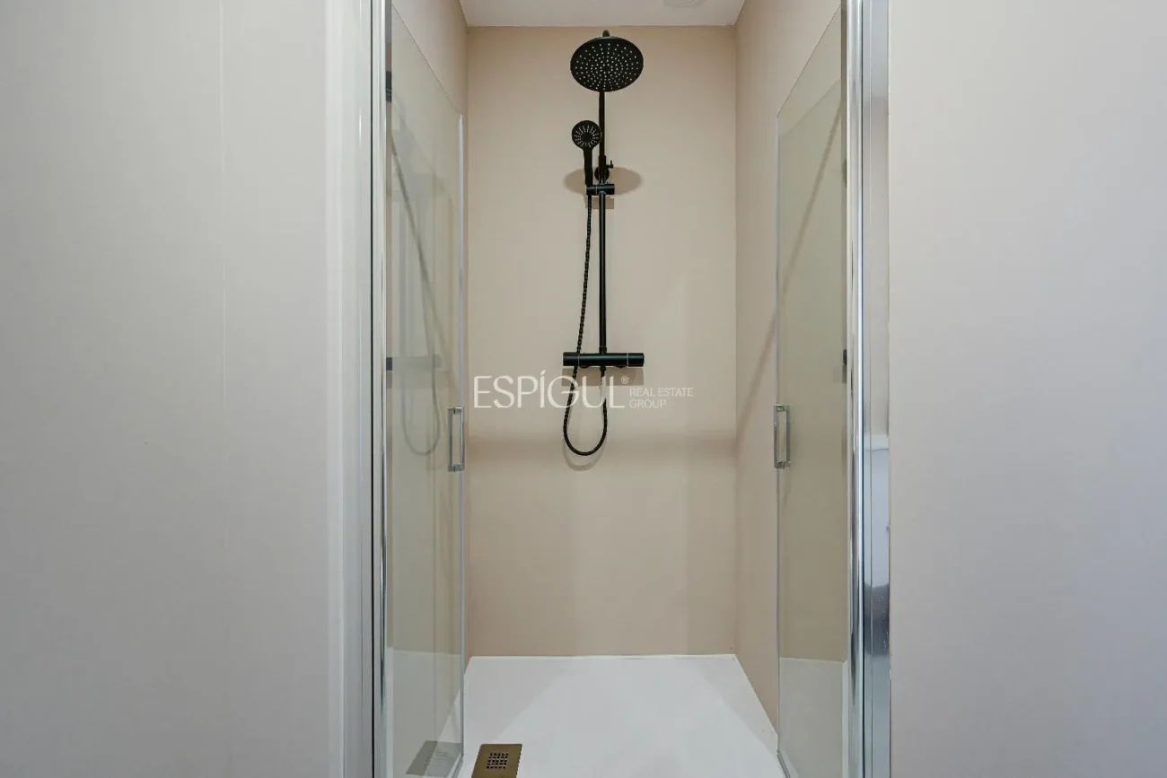 Confort y diseño en Llagostera – Vivienda de obra nueva de una planta