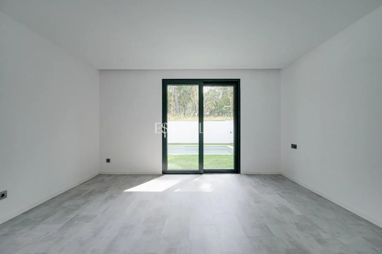 Confort y diseño en Llagostera – Vivienda de obra nueva de una planta