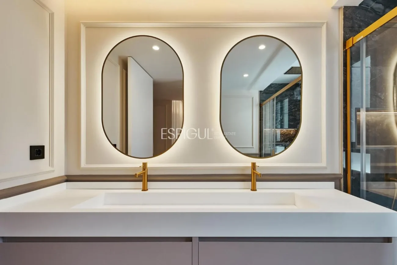 Élégant appartement rénové dans la Calle General Díaz Porlier, Lista