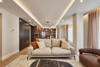 Élégant appartement rénové dans la Calle General Díaz Porlier, Lista