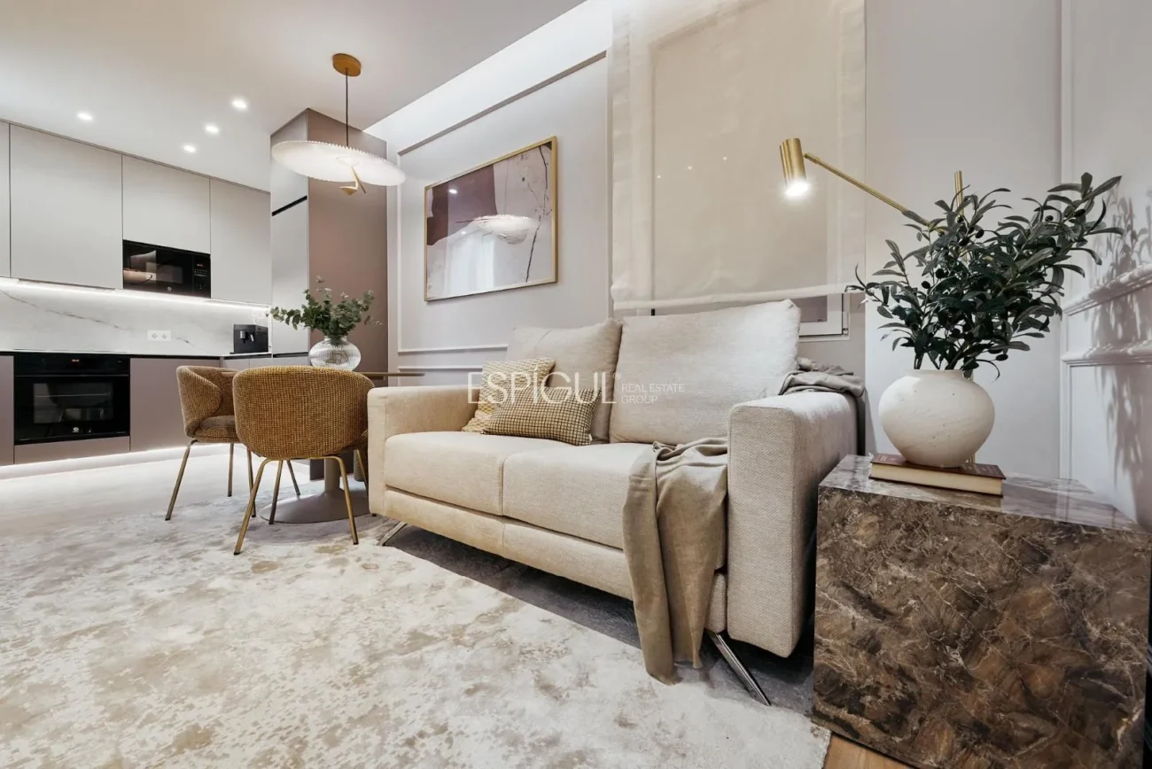 Encantador pis reformat al carrer General Pardiñas, Goya