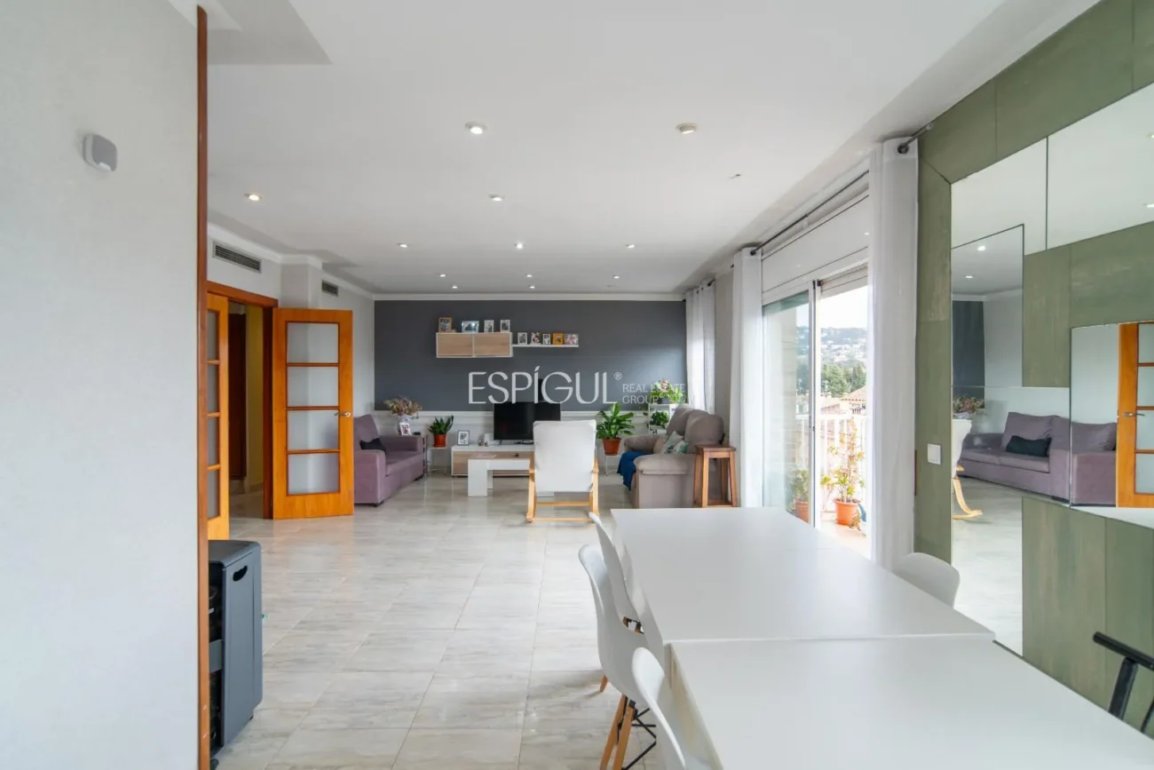 Espectacular ático en el centro de Santa Cristina d’Aro