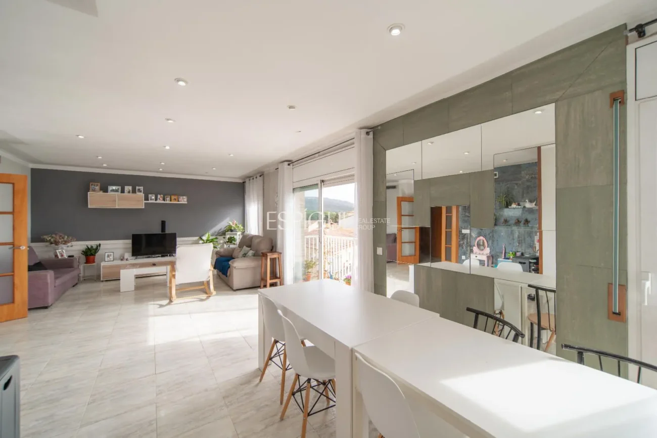 Espectacular ático en el centro de Santa Cristina d’Aro