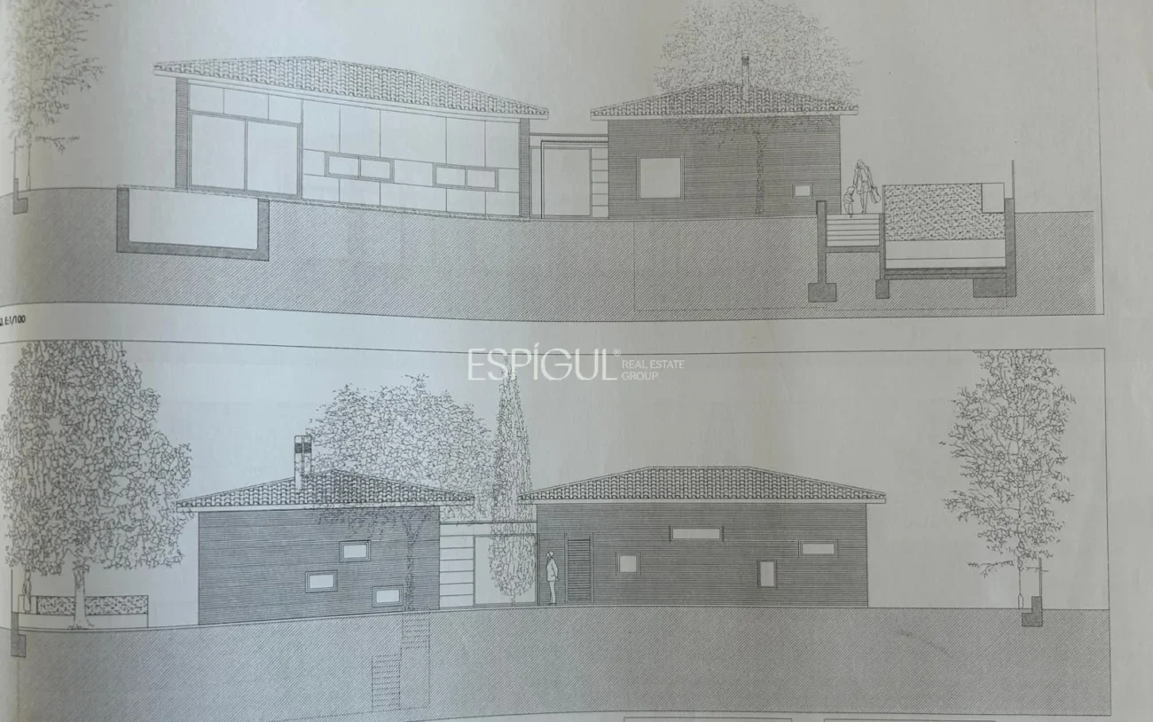 Spektakuläres Haus auf einem großen Grundstück mit Garten und Pool