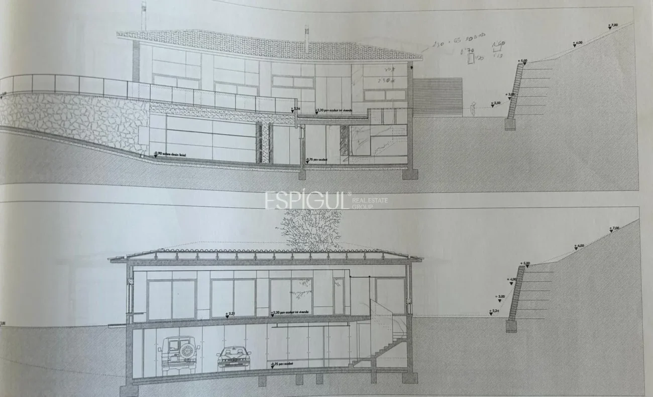Spektakuläres Haus auf einem großen Grundstück mit Garten und Pool