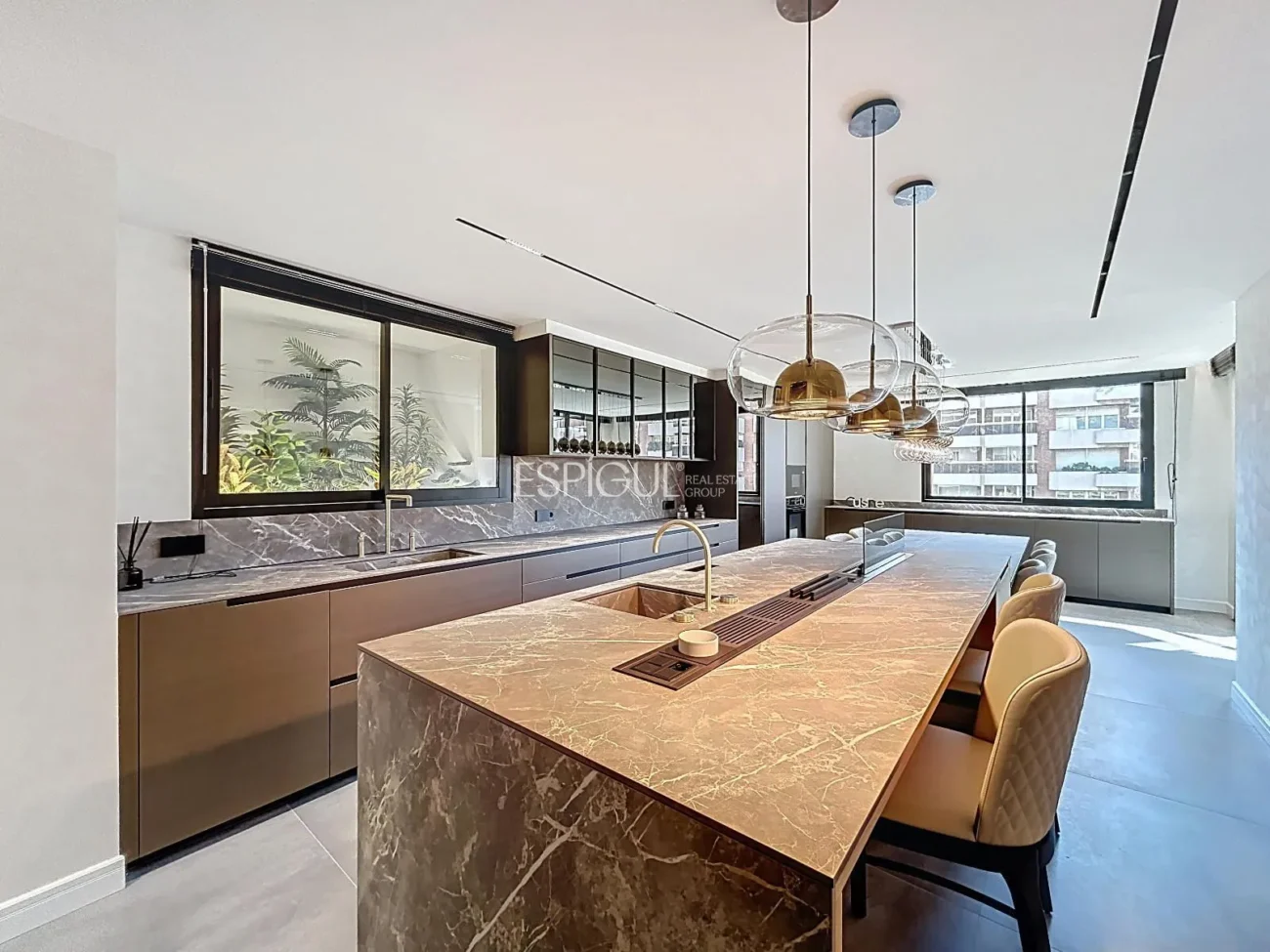 Espectacular piso de diseño en Via Augusta