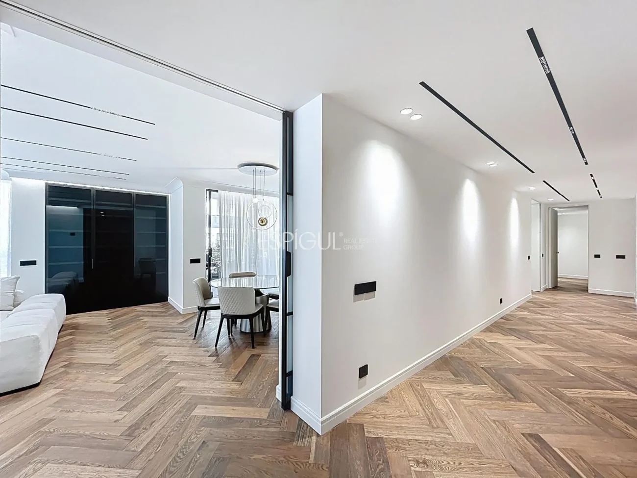 Espectacular piso de diseño en Via Augusta