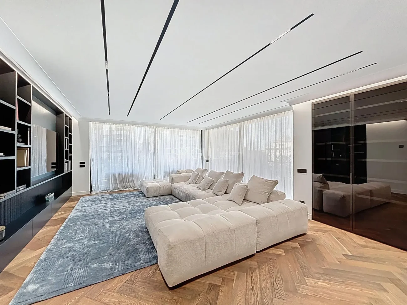 Espectacular piso de diseño en Via Augusta